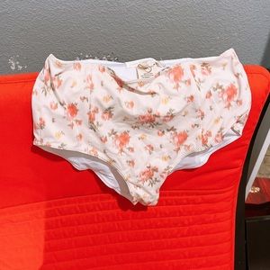 Loveshackfancy Bikini 2 pieces, only the bottom. Size S